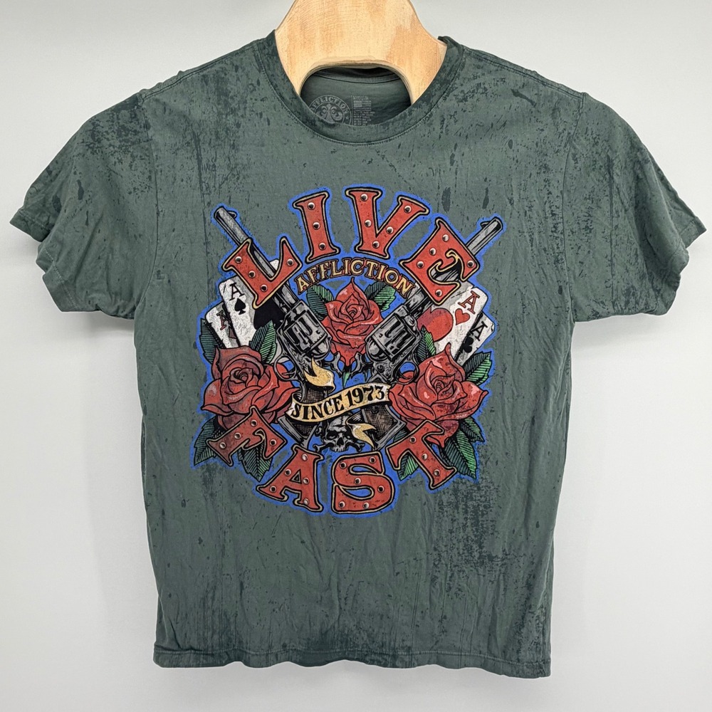 Affliction Live Fast Graphic T-Shirt Mens Medium Green Revolver Roses Distressed